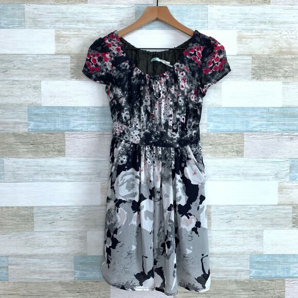 Urban Outfitters Kimchi Blue Floral Fit & Flare Dress Gray Black Pink Womens XS - Picture 1 of 9